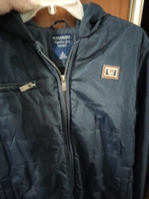 Продам куртку для мальчика