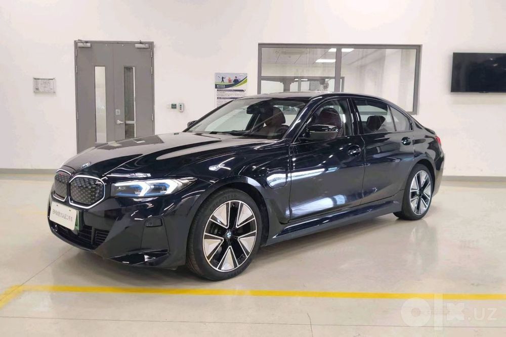 BMW i3 40L M Sport, 2026, Темно-синий.