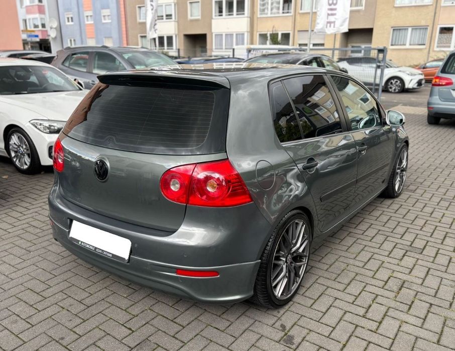 Продавам Голф 5 2.0tdi 140кс на ЧАСТИ, както и ВСЯКАКВИ други голф 5ци