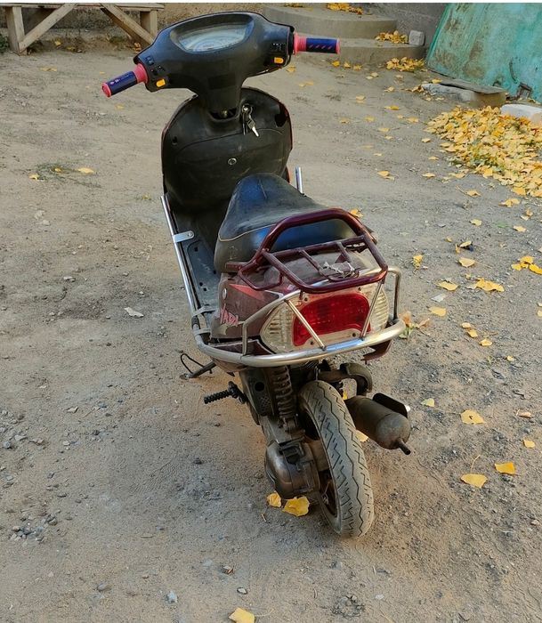 Скутер продам ...