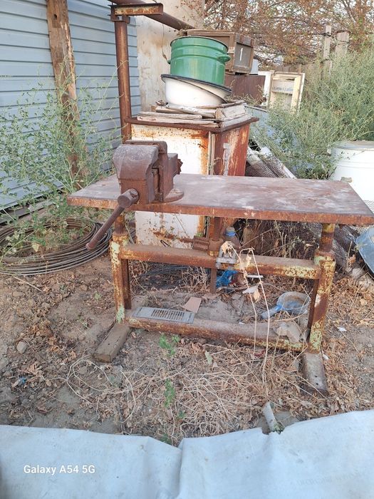 Тиски столымен сатамын