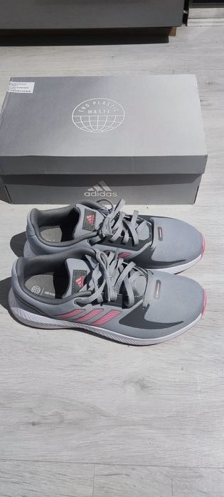 Маратонки Адидас