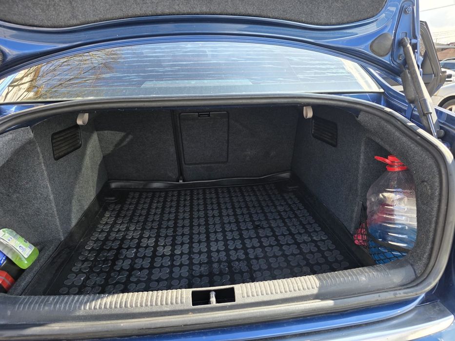 Vând audi a4 b7 2.0 diesel,automat,an  2006