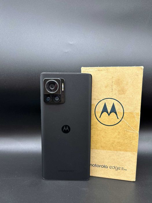 Motorola EDGE 30 ULTRA
