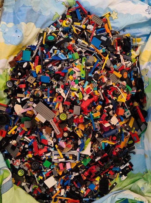 Vand Lego la Kilogram