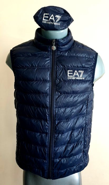 Emporio Armani EA7 Down Vest Mens Size M 2бр НОВО! ОРИГИНАЛ Мъжки Пухени Елеци!