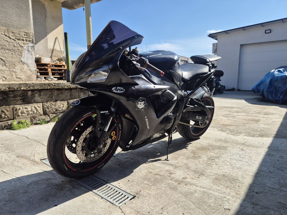 Yamaha r1 2003  на части