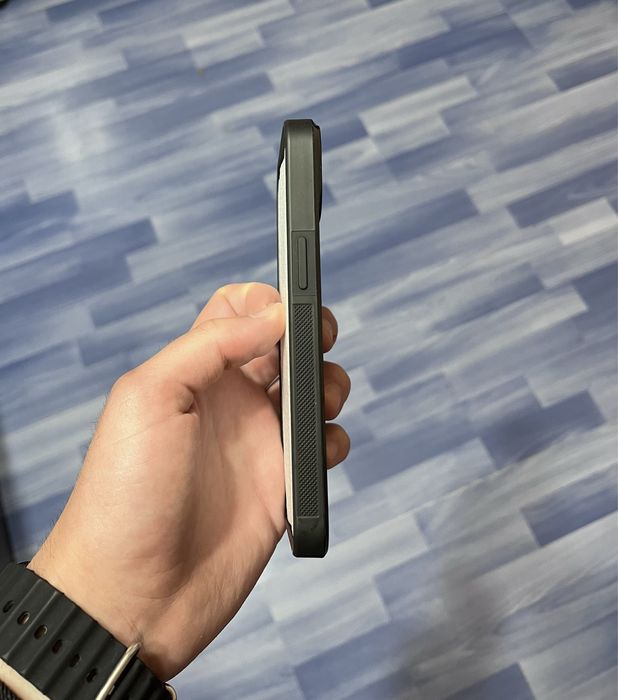 Кейсове за iPhone 13/14