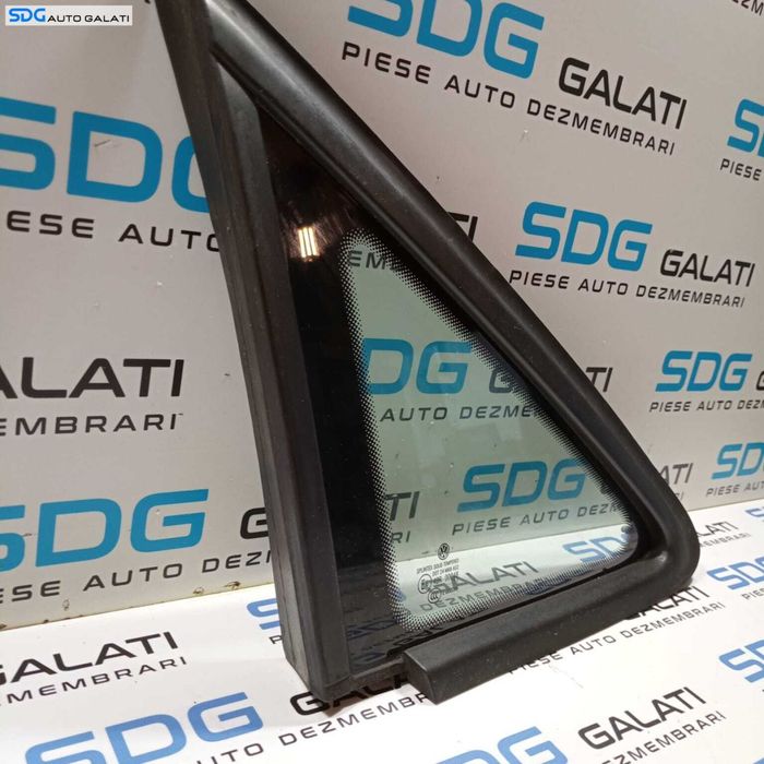 Geam Sticla Fix de pe Aripa Caroserie Dreapta Fata Volkswagen Touran 1T1 1T2 2003 - 2010 Cod 1T0845412 [2618]