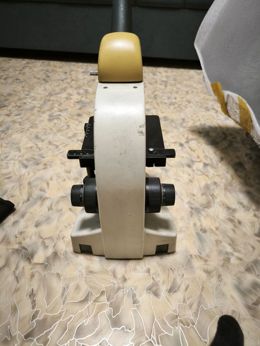 Микроскоп Leica BME (без окуляров)