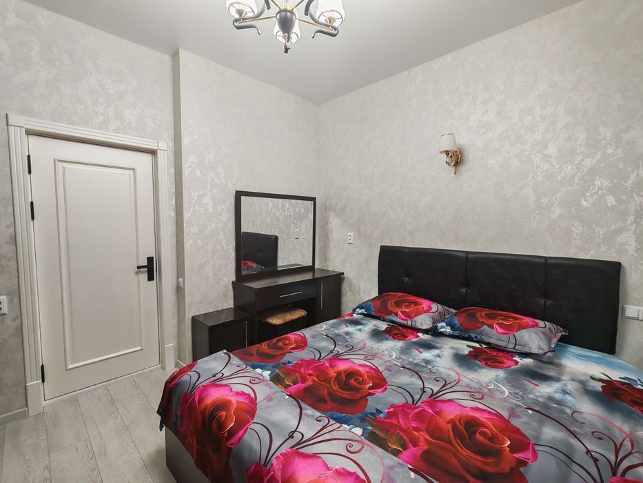 Сдаëтся новая 2-х комнатная квартира на Фрунзенском в Фергане.