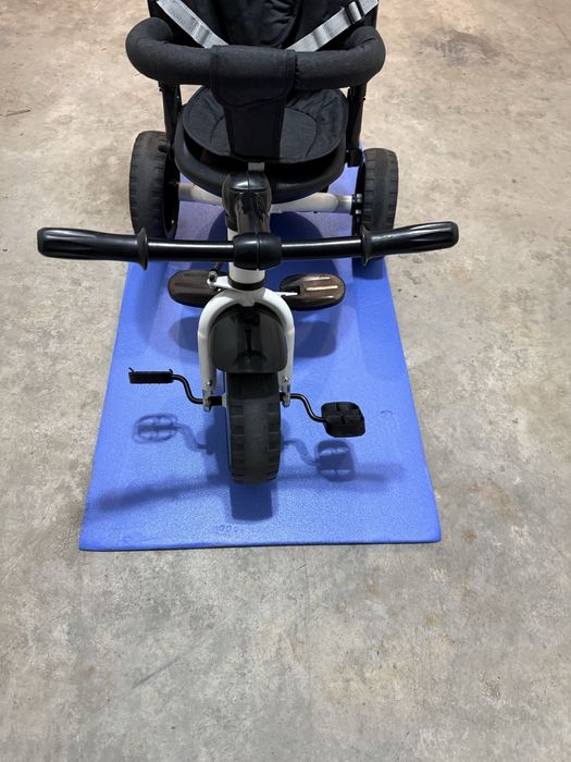 Триколка със сенник Чиполино Ларго 360 Chipolino Largo