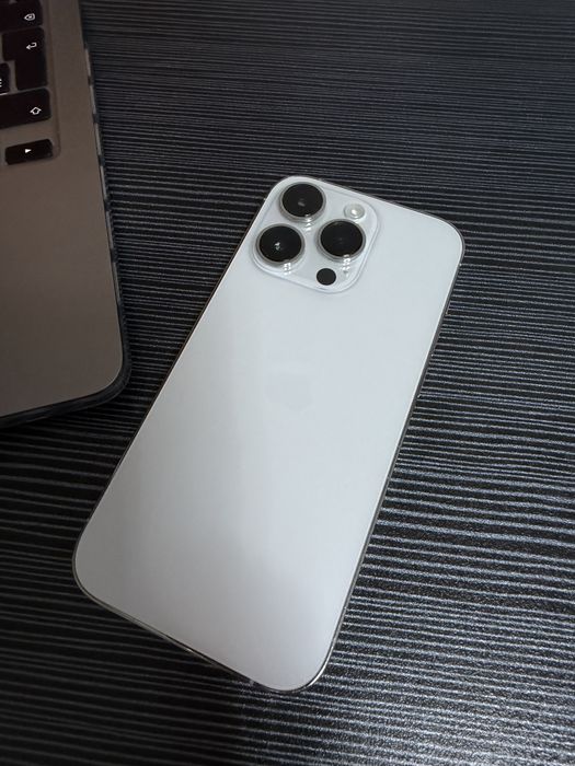 Продам iphone 14 pro 256гб акб 80% в идеале 10/10
