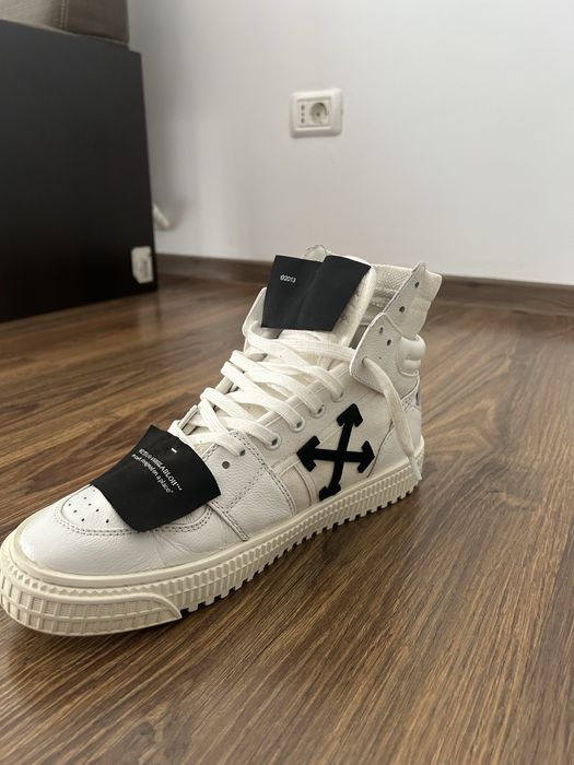 Off White Court High