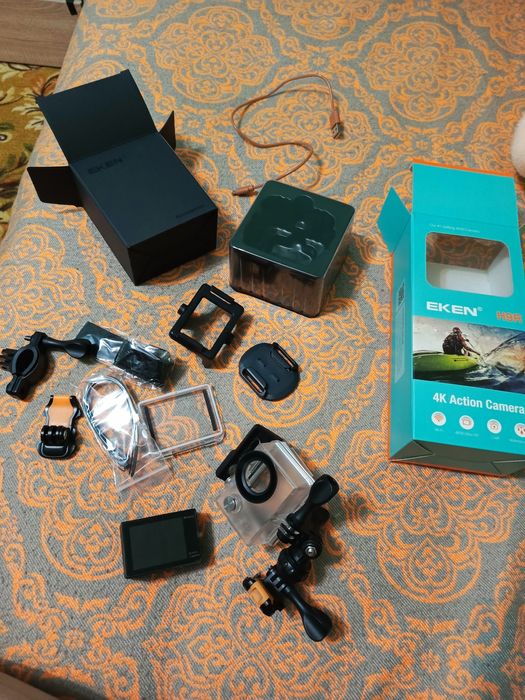 Экшен камера Eken