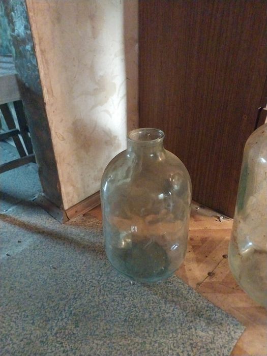 Бутыль стекляный 2 штуки