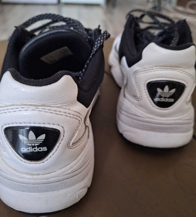 Маратонки Adidas 36р.