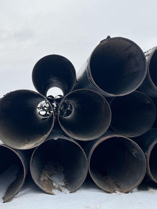 Продаю стальные трубы 1020 мм, б/у