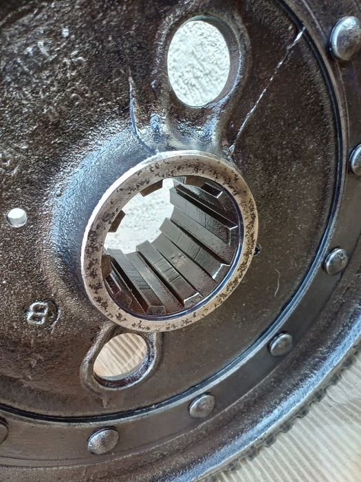 Coroana dreapta transmisie tractor U 650 ( Produs in Romania )