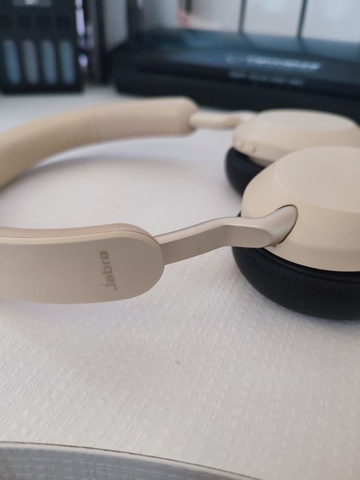 Безжични Bluetooth слушалки Jabra 45h с микрофон - Батерията (до 50 часа)