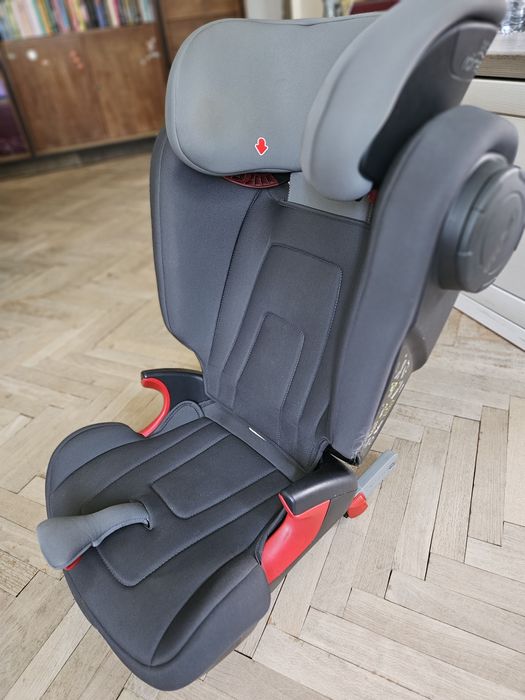 Britax Romer Kidfix II S (15-36 кг)