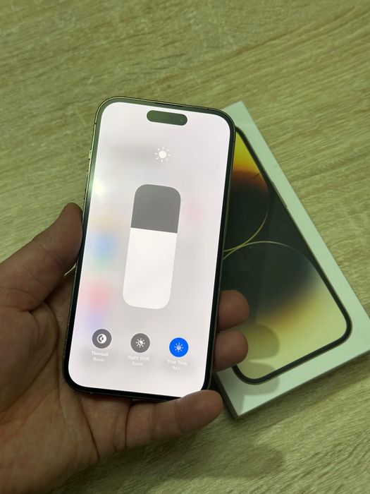 Продам Айфон 14 Про 256г