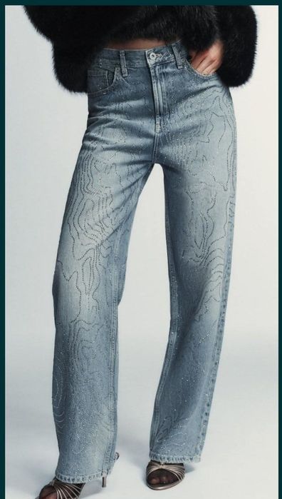 ZARA нови дънки с етикет с камъчета