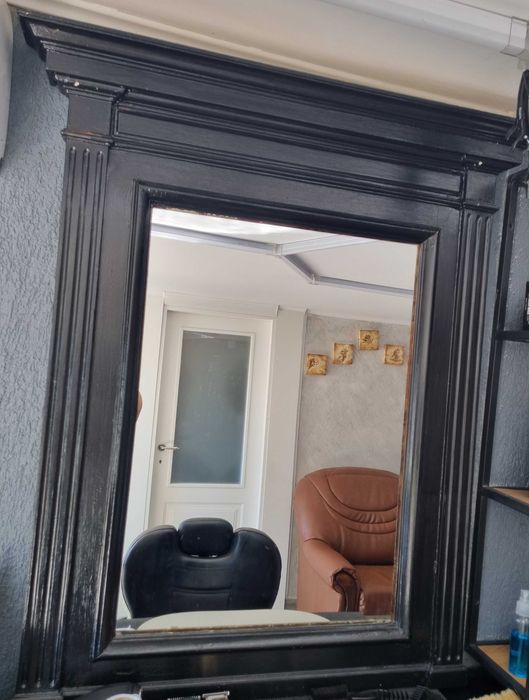 Vand oglinda in stare foarte buna