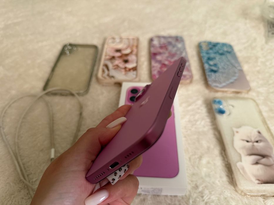 iPhone 16 Plus pink 128GB, калъфи за айфон 16 плюс