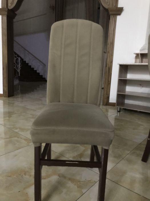 Стулья ресторанский