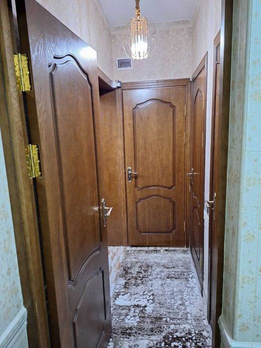 Продается 2-х ком. кв. ул. Мирзо Улугбек (м. Буюк Ипак Йули) 2-я линия