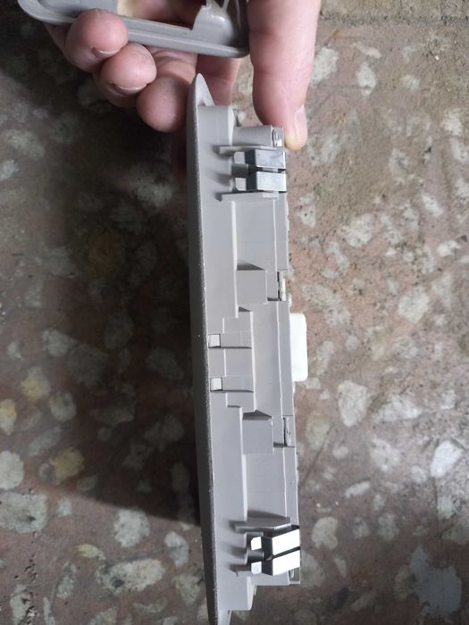 Потолчный плафон, фонарь паджеро 4