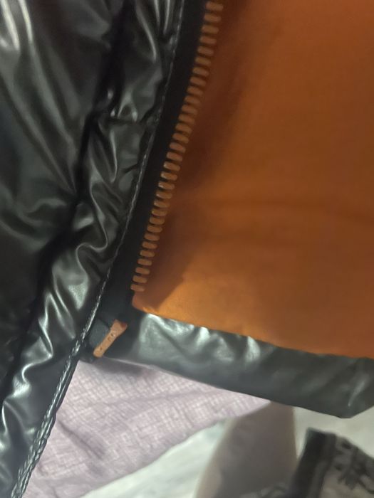 Продаю детскую куртку .