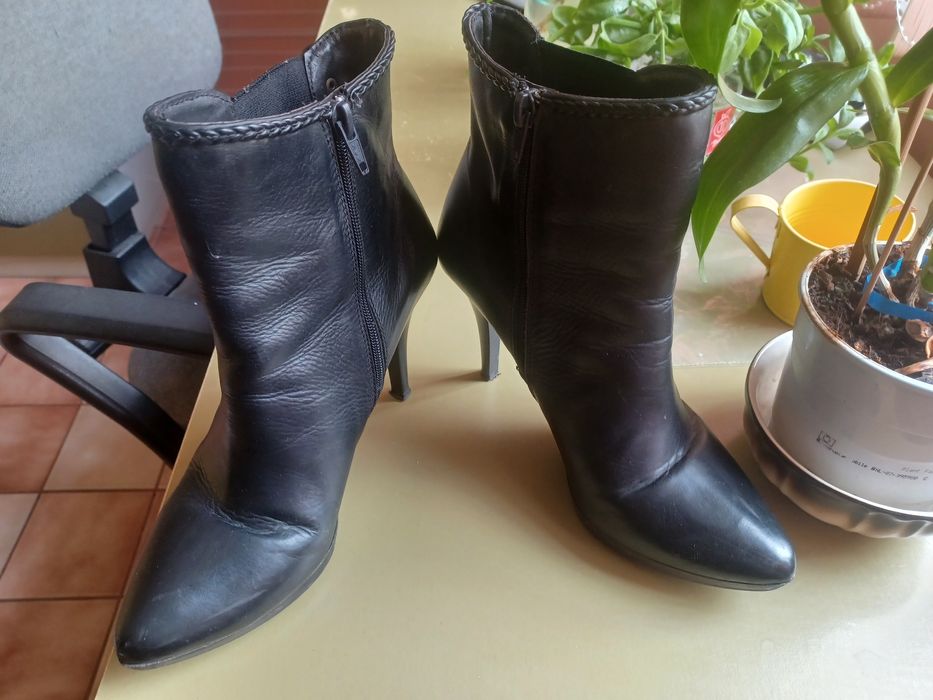 Черни боти FADO от естествена кожа