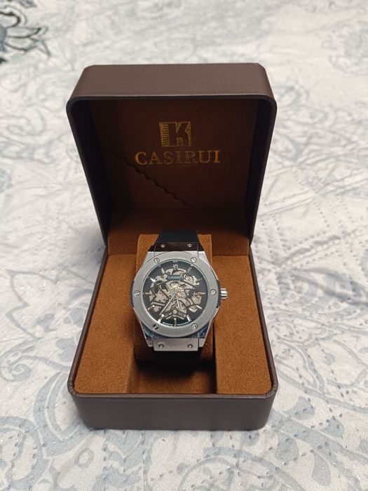 Продам механические часы