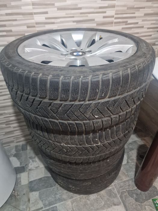 Genți BMW pe 18 cu cauciucuri incluse 245 -40 -R18