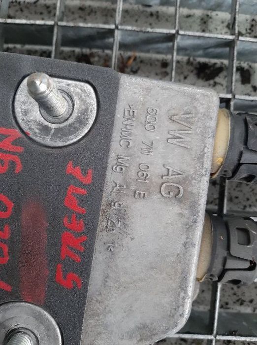 timonerie 5 trepte 1.9 tdi  seat ibiza 6j vw polo 9n 6r  skoda fabia 2  6q0711049cg  6q0711061e