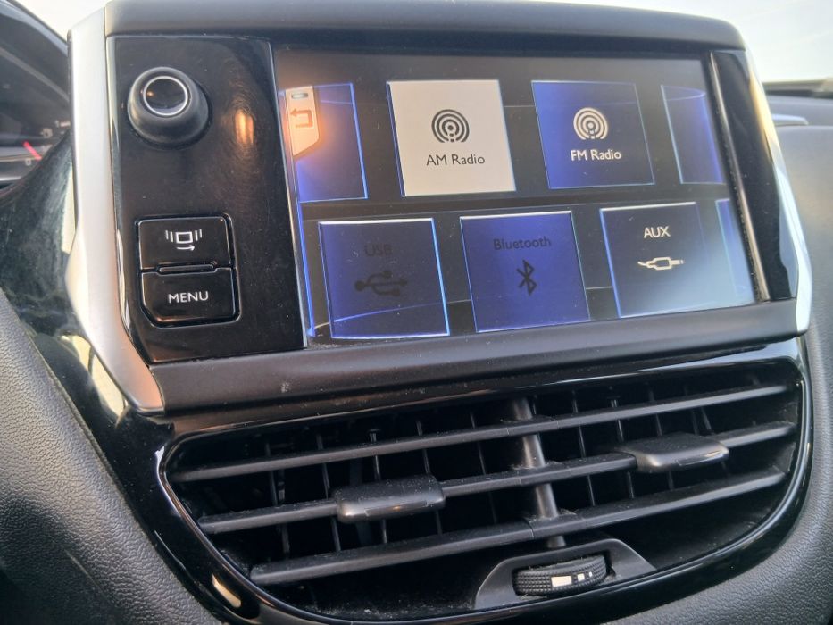 An 2013/Peugeot 208/Euro5/1.0B