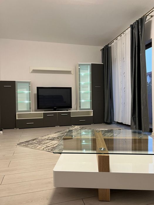 Apartament de închiriat