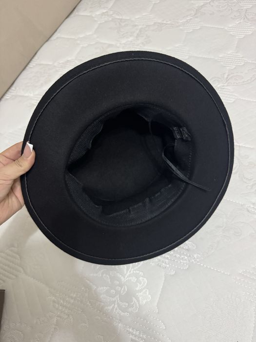 Шляпа в хорошем состоянии