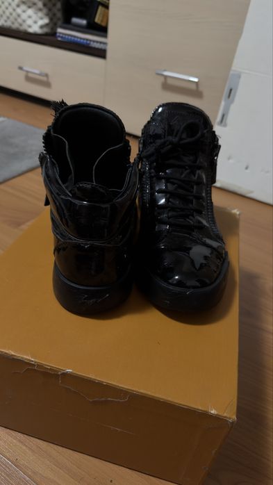 Sneakers Giuseppe Zanotti !