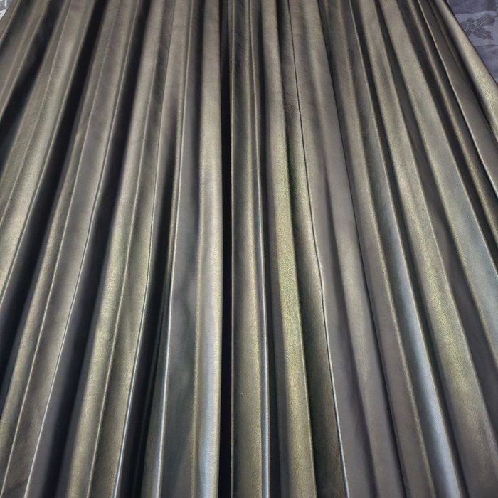 Нова лъскава кожена дълга пола "Stradivarius" "Страдивариус" XS размер