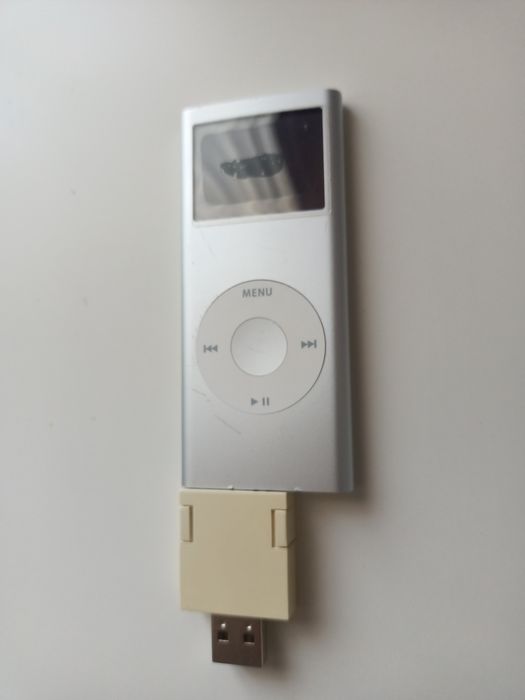 Apple ipod nano (prima generatie)