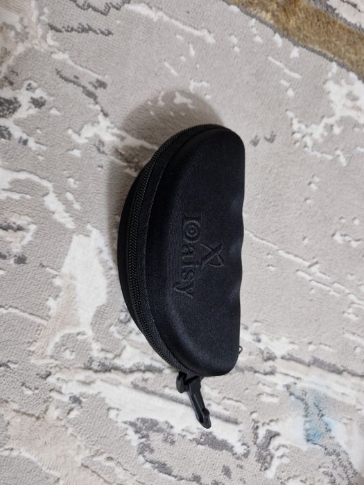 Солнцезащитные очки Daisy