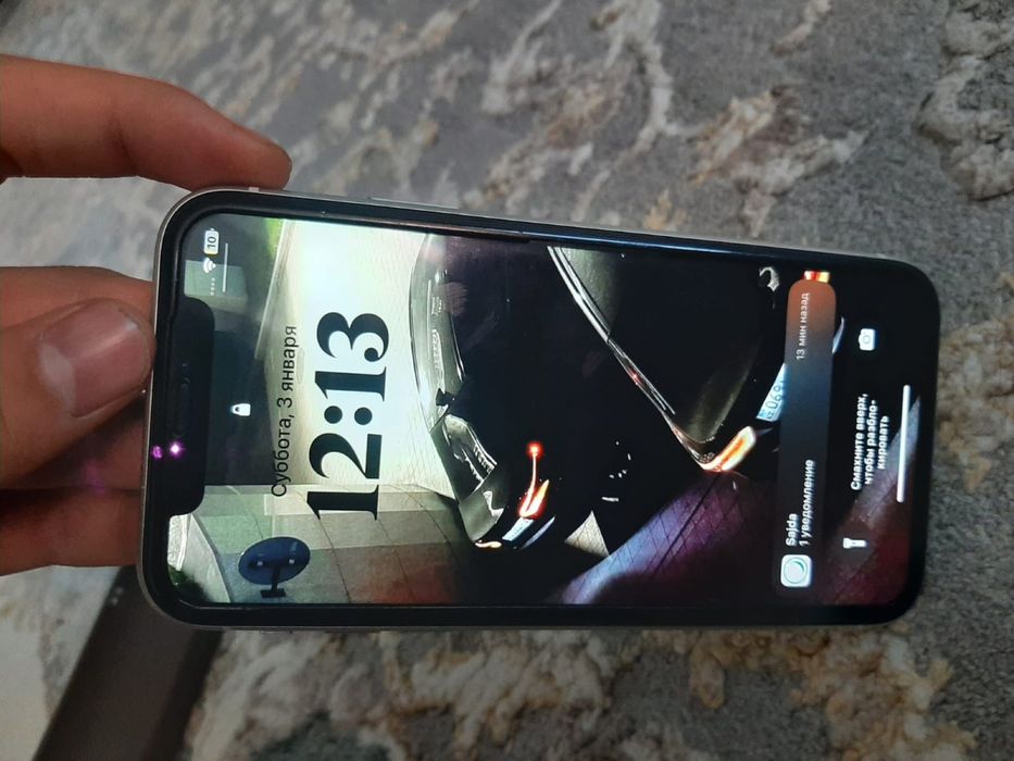 Продам айфон 11 в идеальном состояний