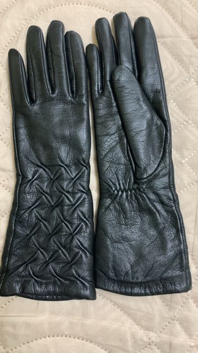 Перчатки кожанные.