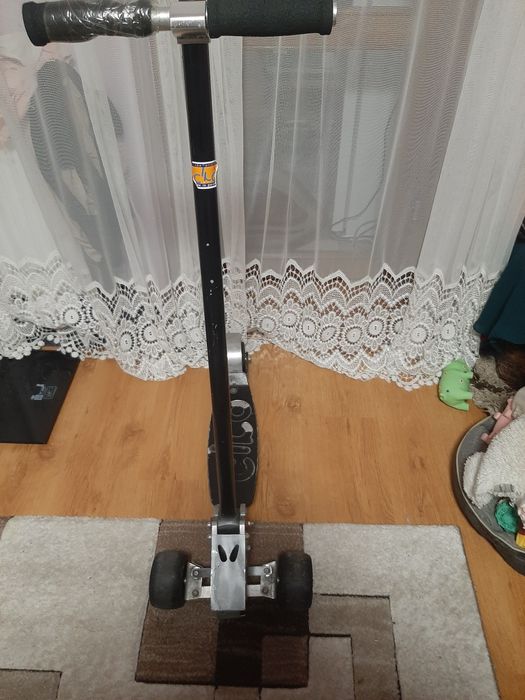 Vind trotineta  trei roti