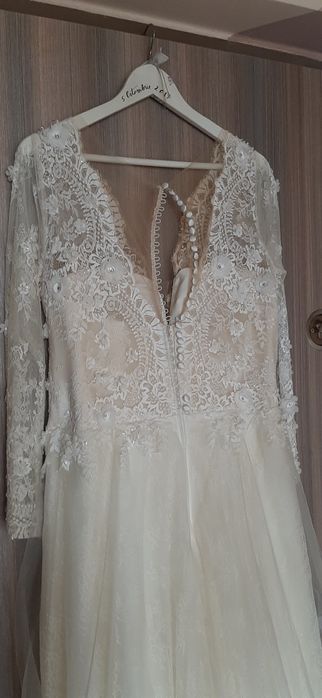 Vând rochie de mireasă