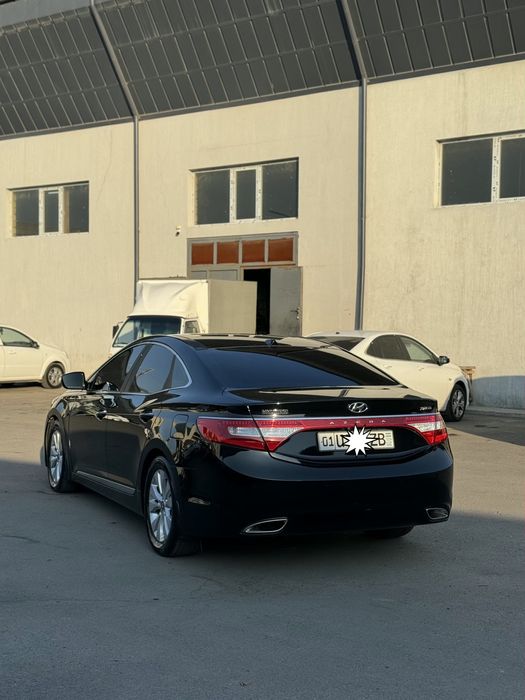 Hyundai Azera 2012 — 2