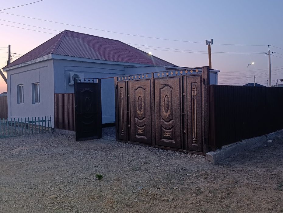 Алфарабиде Жер Үй Сатылады!